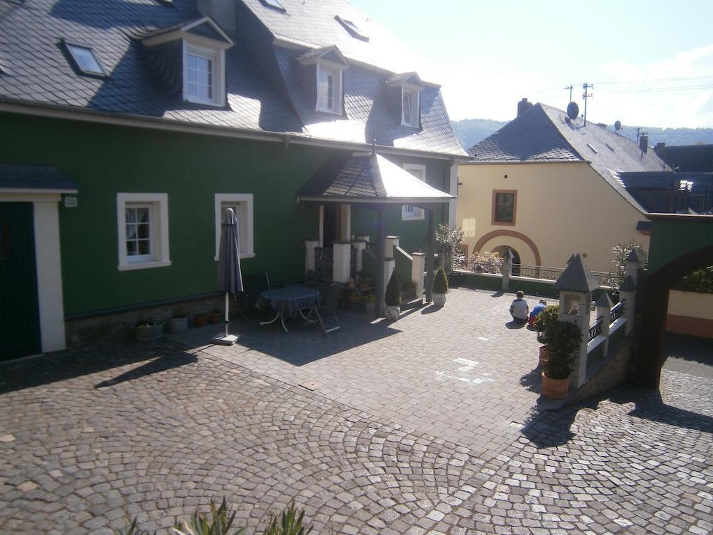 Ferienhaus Schneiders Креф Номер фото